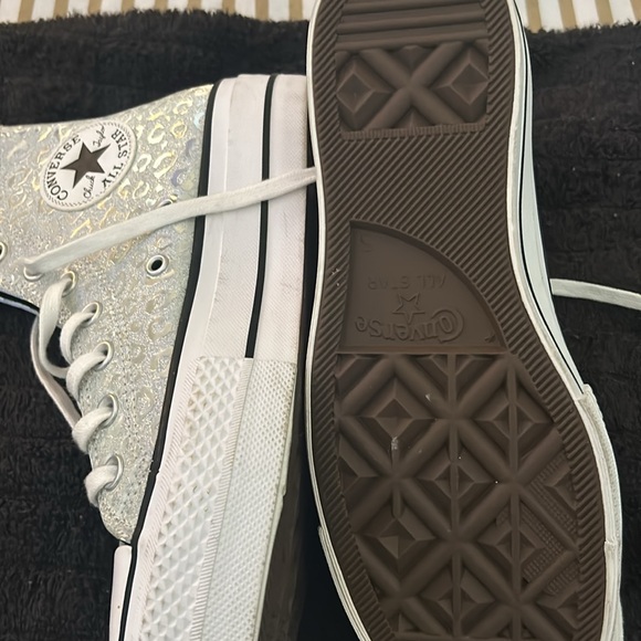 Silver Hi-Top Converse sneakers. Worn 1 time. - Picture 3 of 5